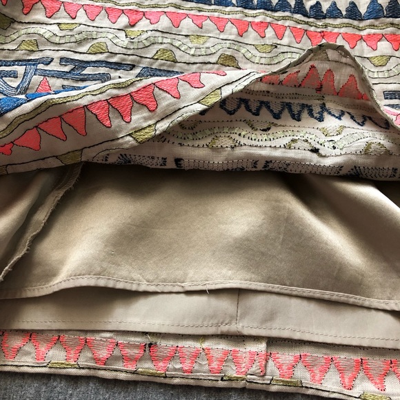 Patterned Cut-Out  Dress - Picture 5 of 6